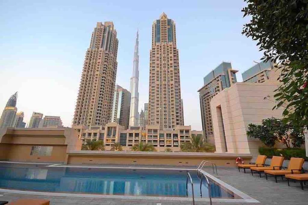 Lux 1Br 2 Min To Burj Khalifa Διαμέρισμα Ντουμπάι Εξωτερικό φωτογραφία